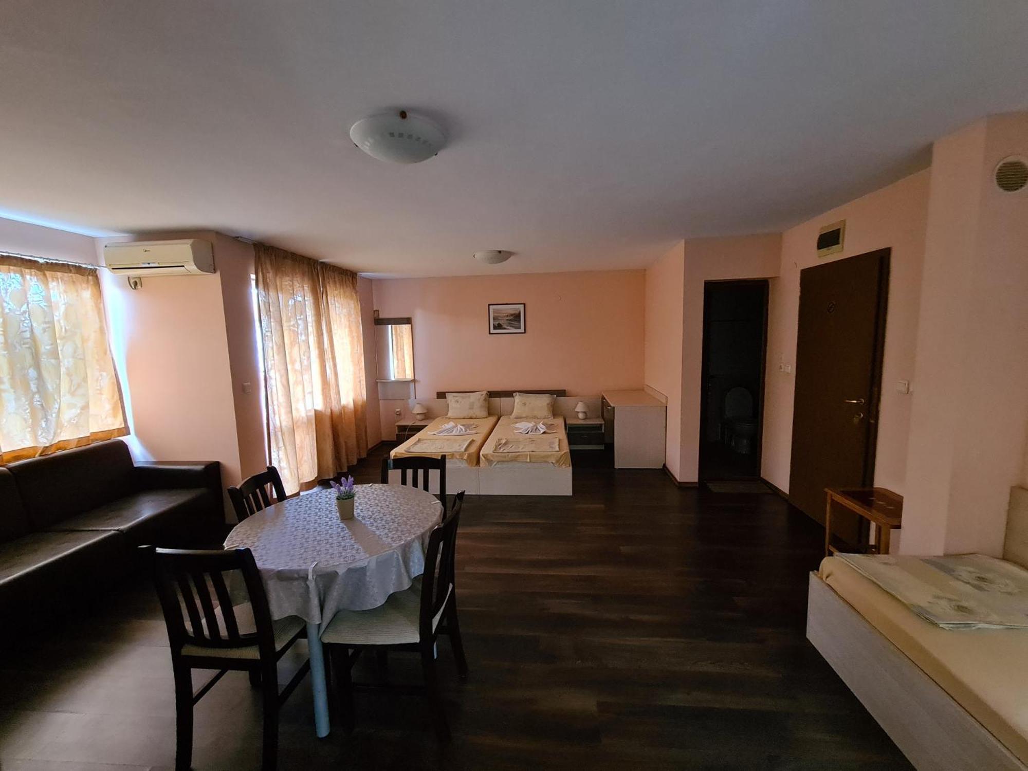 Къща За Гости Яневи Ravda Habitación foto